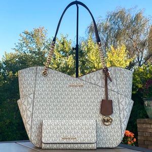 NWT Michael Kors Jet Set Chain Shoulder Tote & Wallet Set